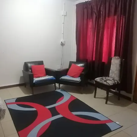Gloria'S Guests.Com Apartment Polokwane Exterior photo